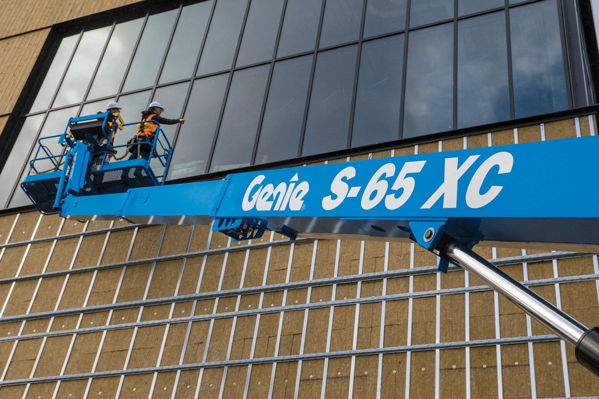 Genie S-65 TraX Telescopic Boom Lift - Image 2
