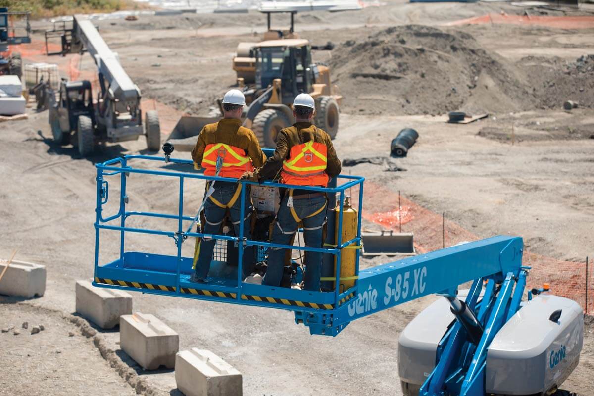 Genie S-85 XC Telescopic Boom Lift - Image 4