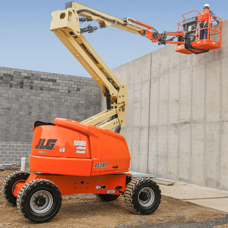 JLG 450AJ Engine Powered Articulating Boom Lift - Image 3