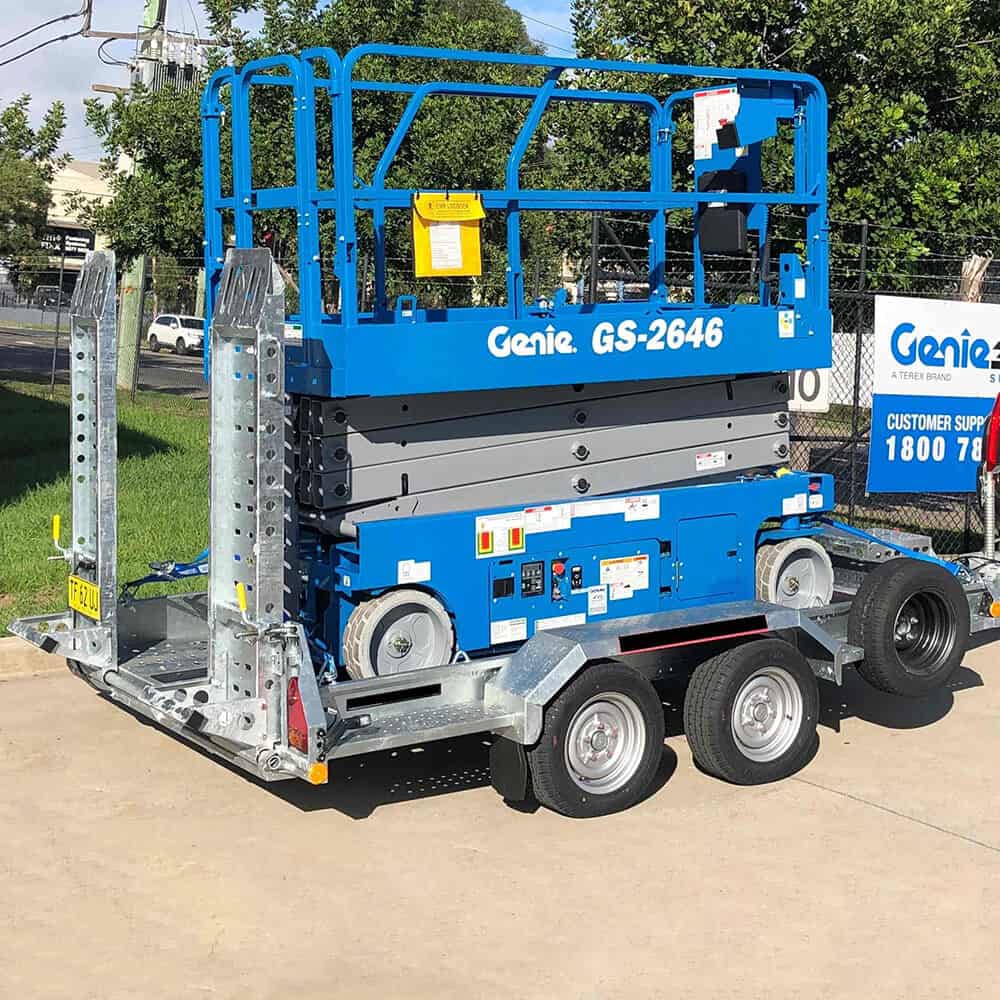 Genie GS2646 26FT Scissor Lift & Trailer Package